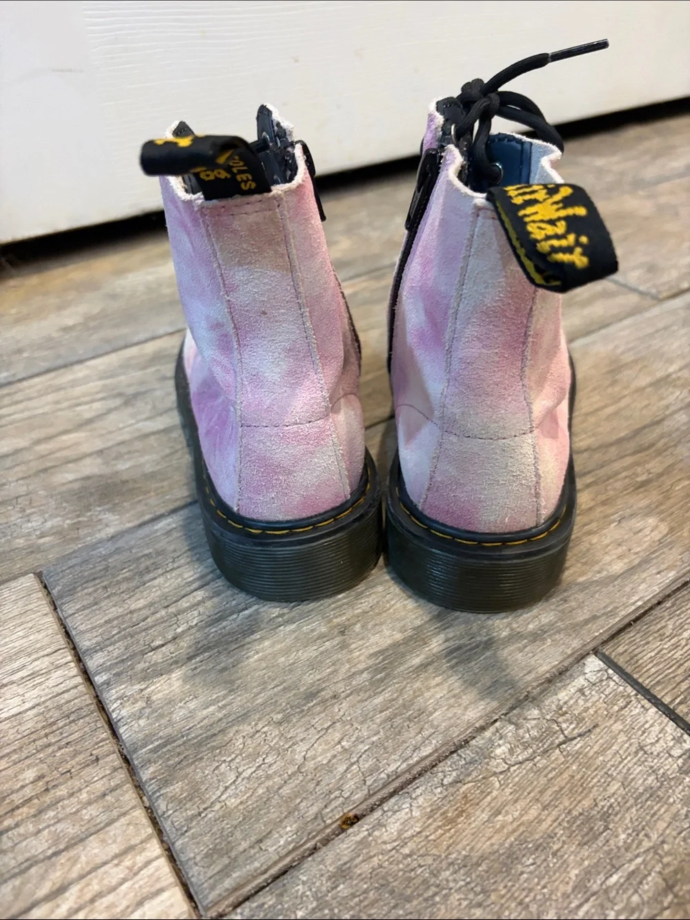 Dr. Martens Kids 1460 pascal j Pink Tie-Dye suede Lace-Up Boots size 3